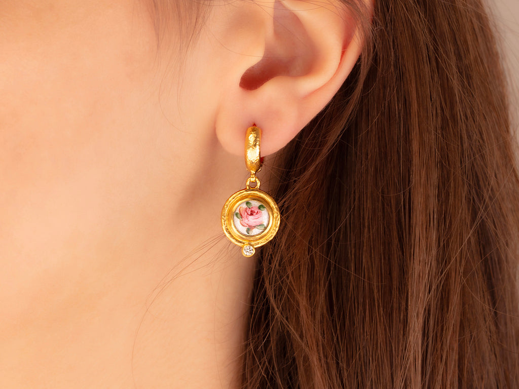 GURHAN, GURHAN Antiquities Gold Guilloche Enamel Single Drop Earrings, 9mm Round set in Wide Frame