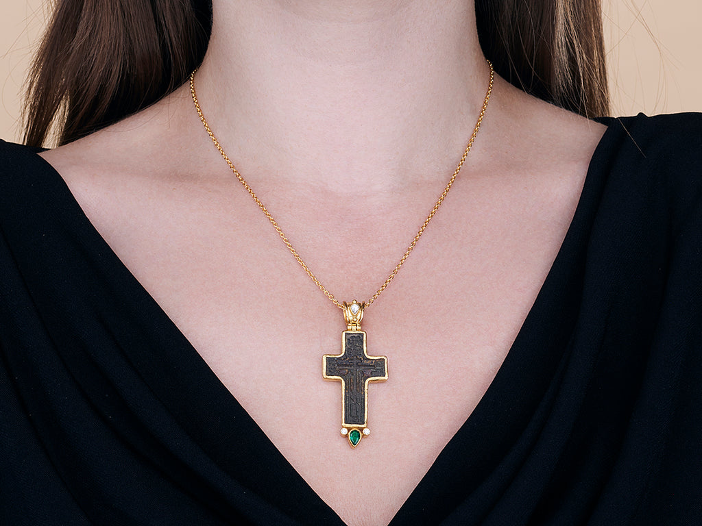 GURHAN, GURHAN Antiquities Gold Bronze Cross Pendant Necklace, 32x30mm