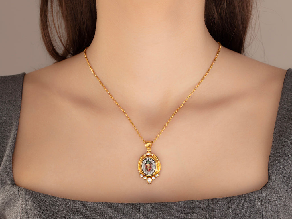 GURHAN, GURHAN Antiquities Gold Pendant Necklace, 19x16mm Oval Scarab set in Wide Frame, Micro Mosaic and Diamond