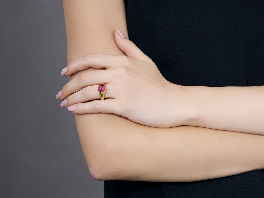 GURHAN, GURHAN Elements Gold Ruby Cocktail Ring, Graduated Band