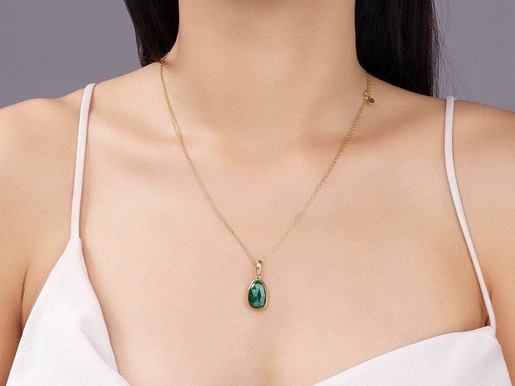 GURHAN, GURHAN Elements Gold Emerald Pendant Necklace, 16x11mm Amorphous Stone