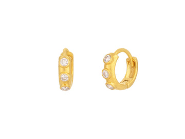 GURHAN, GURHAN Hoopla Gold Diamond Huggie Hoop Earrings, Round with Triple Stone