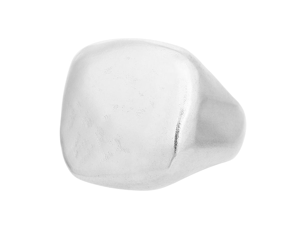 GURHAN, GURHAN Mens Sterling Silver Signet Ring, Distressed Pebble on Graduated Band