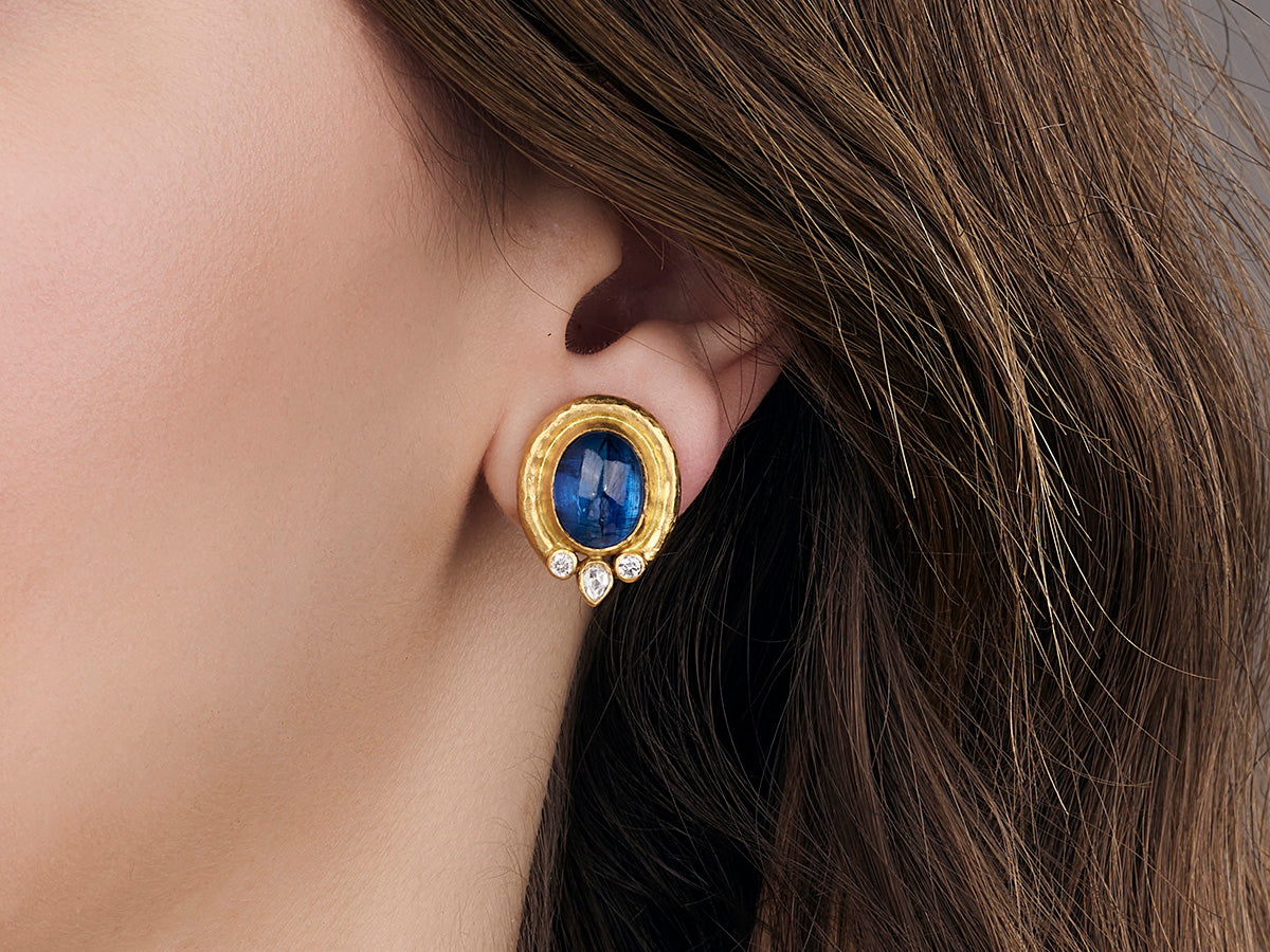 GURHAN, GURHAN Muse Gold Post Stud Earrings, 12x10mm Oval Set in Wide Frame, with Kyanite and Diamond