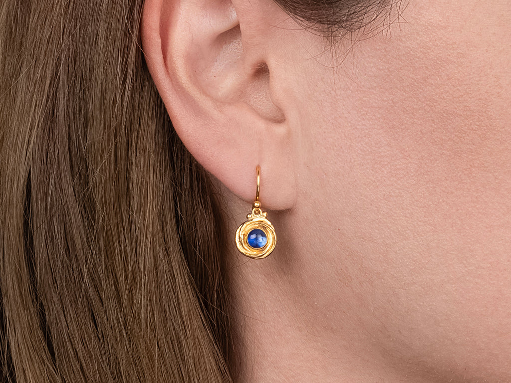 GURHAN, GURHAN Muse Gold Single Drop Earrings, 5mm Round set in Twisted Frame, Wire Hook, Kyanite