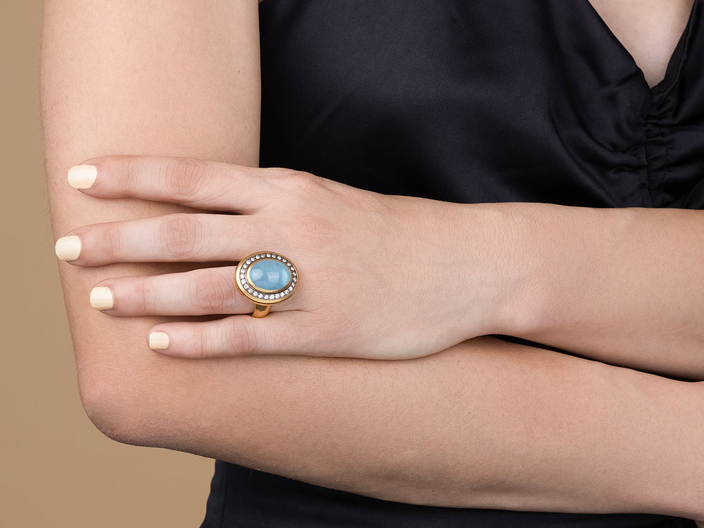 GURHAN, GURHAN Muse Gold Aquamarine Cocktail Ring, 18x13mm Oval set in Blackened Frame