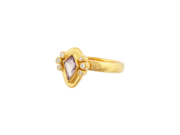 GURHAN, GURHAN Muse Gold Stone Cocktail Ring, 9x6mm Kite Shape set in Wide Frame, Sapphire and Diamond