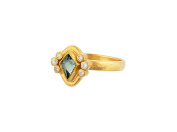 GURHAN, GURHAN Muse Gold Stone Cocktail Ring, 7x5mm Kite Shape set in Wide Frame, Sapphire and Diamond