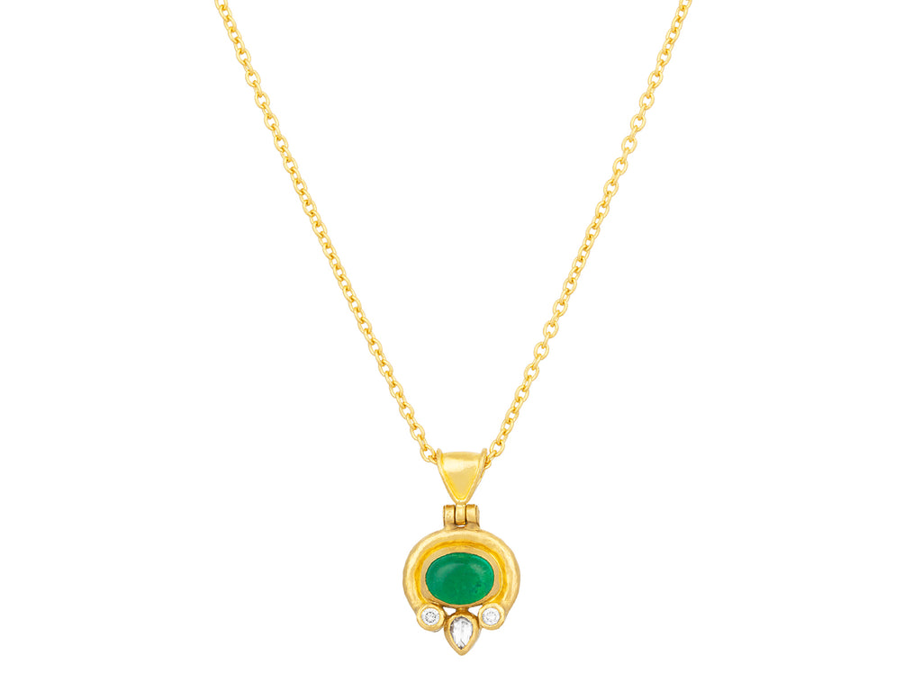 GURHAN, GURHAN Muse Gold Emerald Pendant Necklace, 8x6mm Oval set in Wide Frame