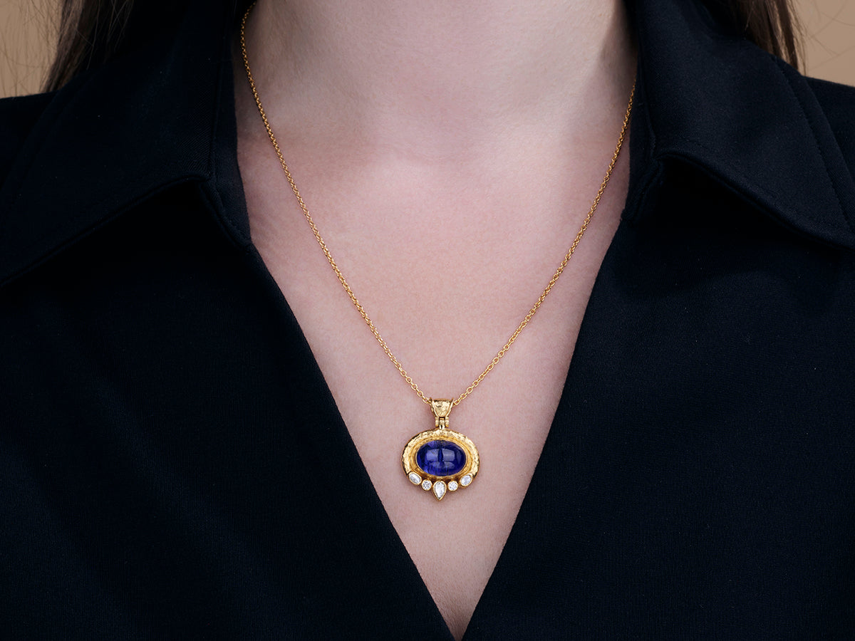 GURHAN, GURHAN Muse Gold Pendant Necklace, 14x10mm Oval set in Wide Frame, Tanzanite and Diamond