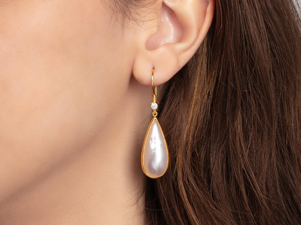 GURHAN, GURHAN Oyster Gold Pearl Single Drop Earrings, 28x13mm Teardrop on Wire Hook