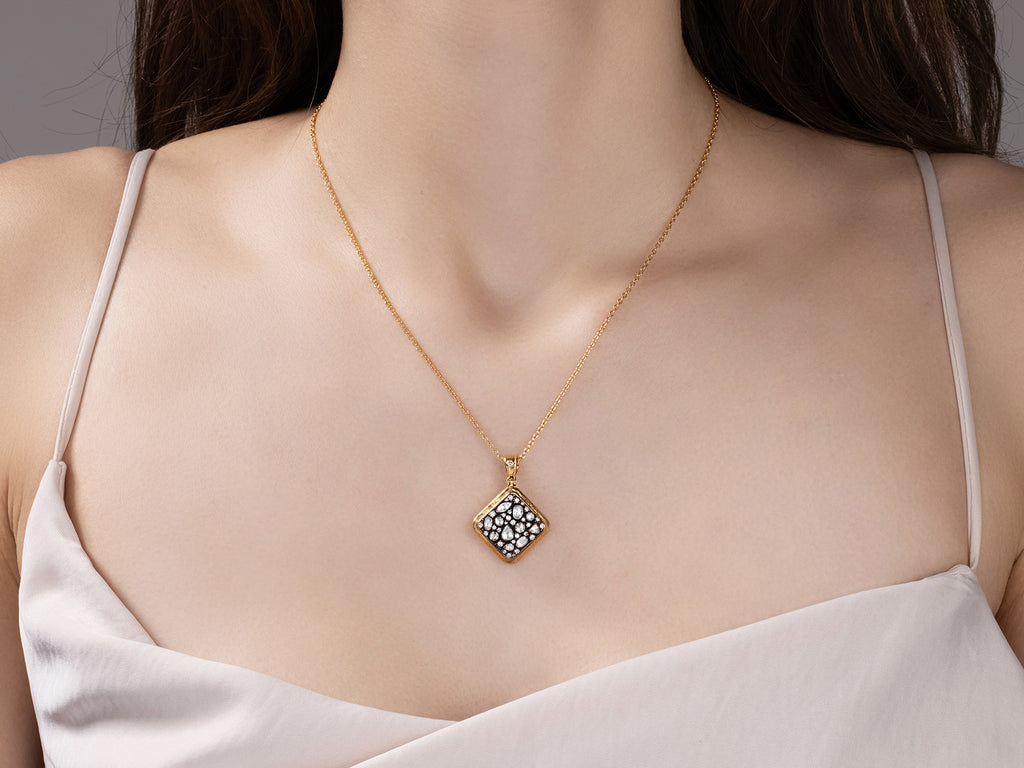 GURHAN, GURHAN Pointelle Gold Diamond Pendant Necklace, Square Stone Cluster set in Blackened 18K White Gold