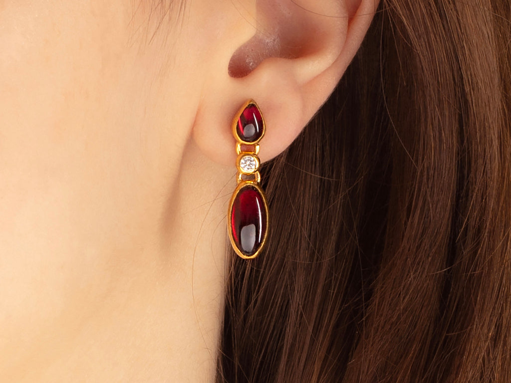 GURHAN, GURHAN Rune Gold Garnet Single Drop Earrings, Mixed Shape Cabochon