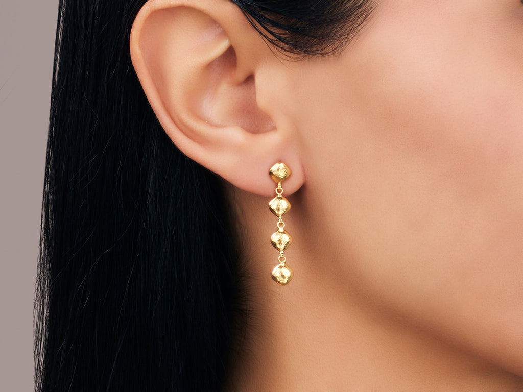 GURHAN, GURHAN Spell Gold Long Drop Earrings, Cushion Shaped