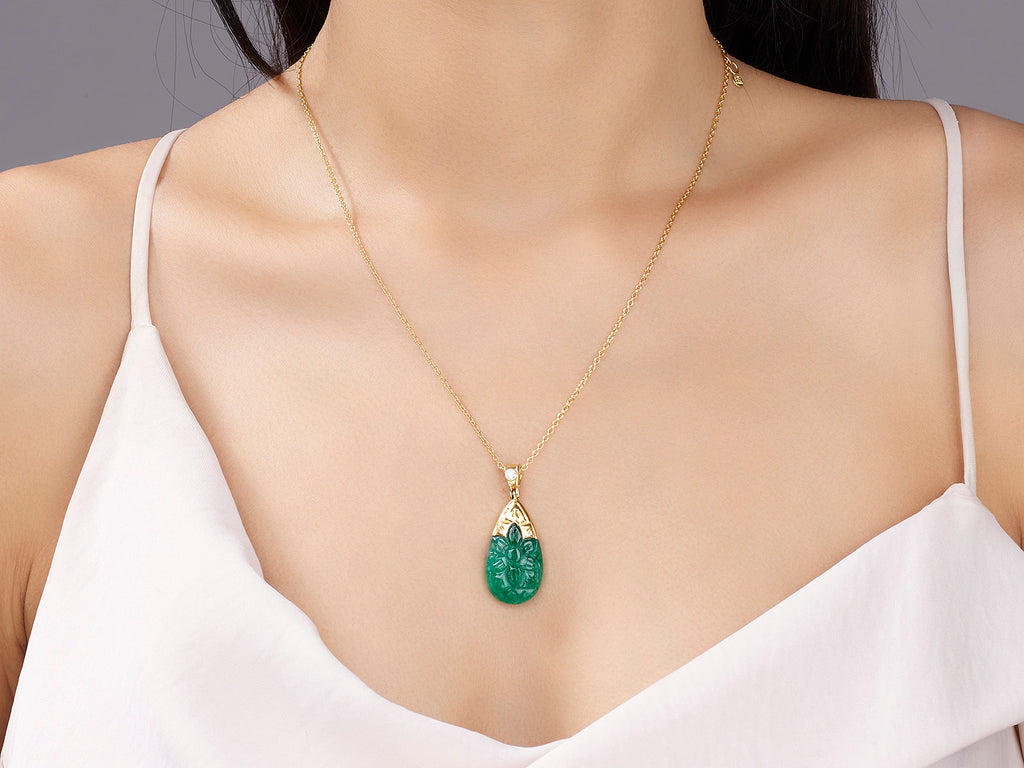 GURHAN, GURHAN Spell Gold Emerald Pendant Necklace, 28x16mm Carved Teardrop Stone