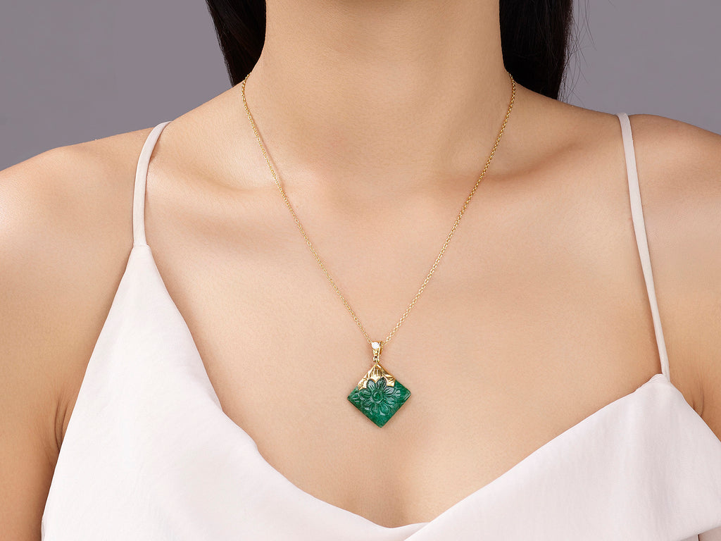 GURHAN, GURHAN Spell Gold Emerald Pendant Necklace, 20mm Carved Square Stone