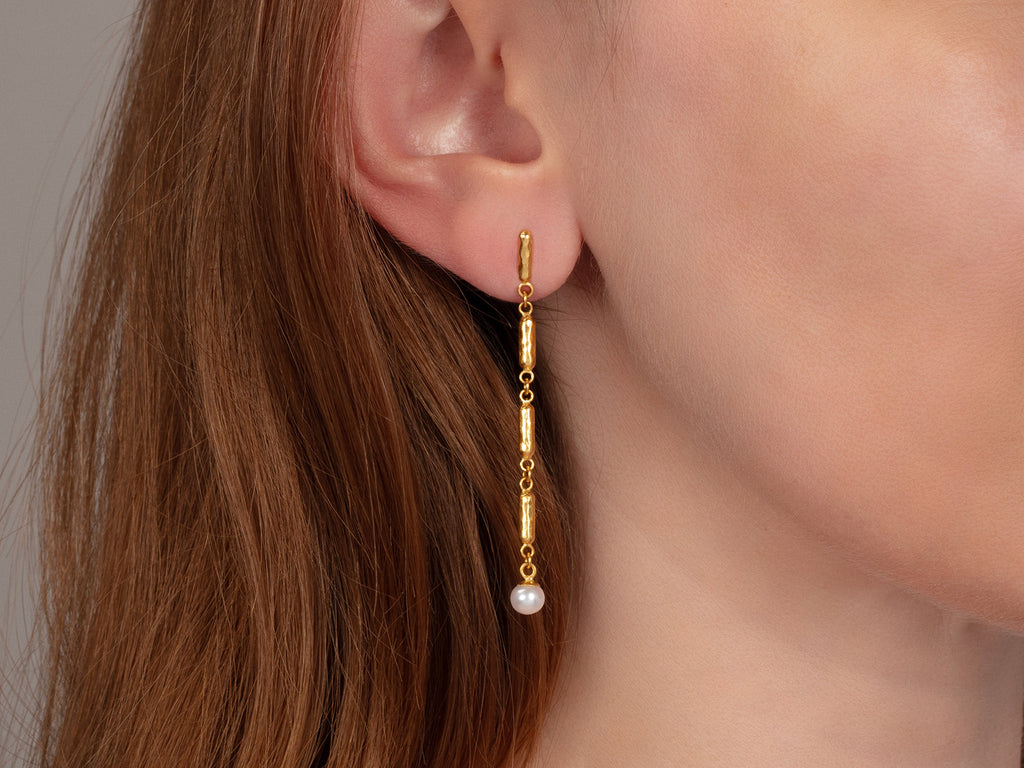 GURHAN, GURHAN Vertigo Gold Pearl Long Drop Earrings, Thin Gold Links