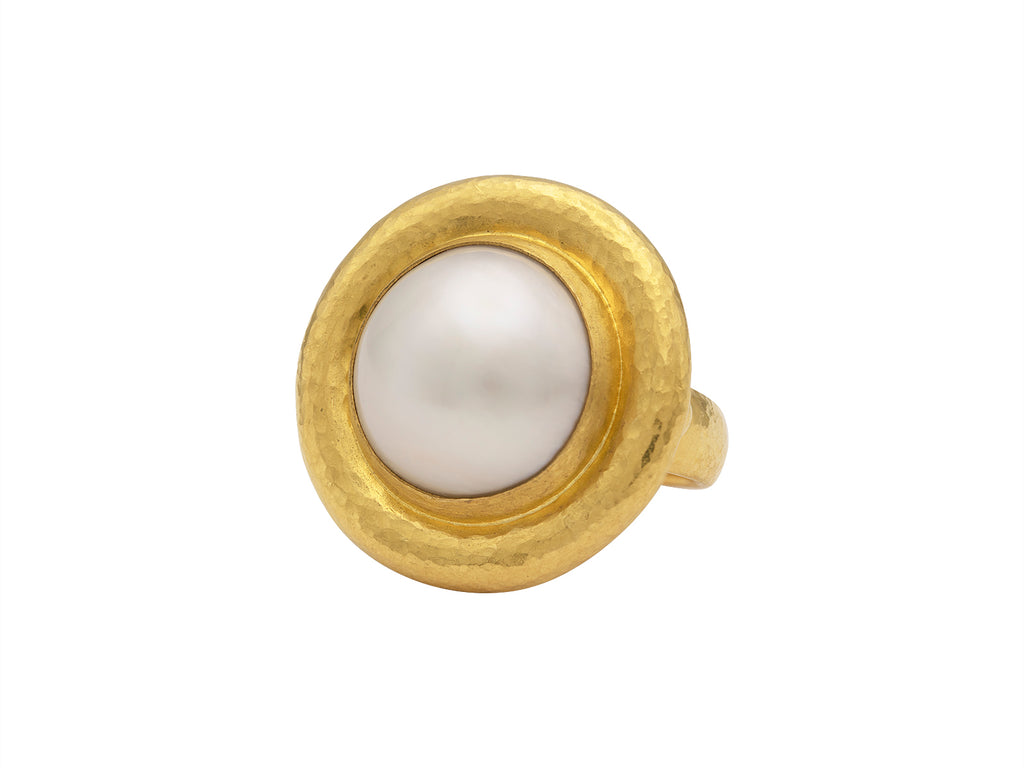 GURHAN, GURHAN Oyster Gold Stone Cocktail Ring, 16mm Round Set in Wide Frame, with Pearl
