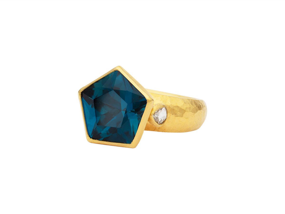 GURHAN, GURHAN Prism Gold Stone Cocktail Ring, 14mm Pentagon Shape, with Topaz and Diamond